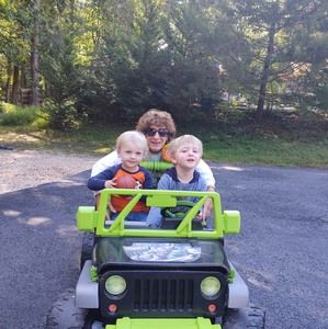 Meet your Posher, Bonnie